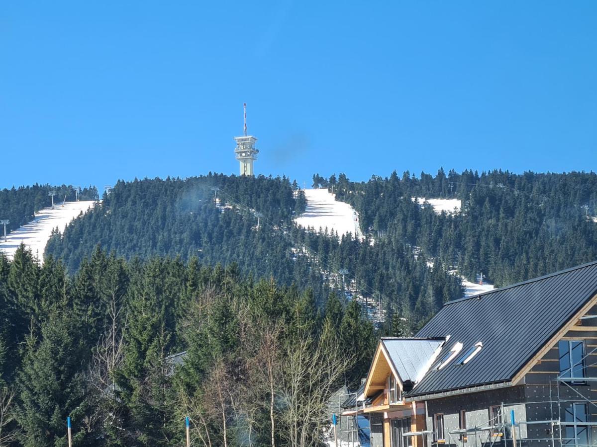 Keilberg Resort Loučná pod Klínovcem Exteriör bild